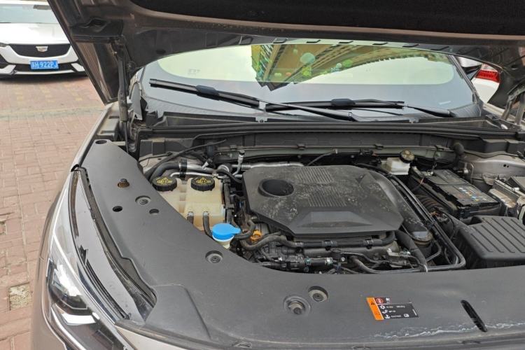 Used Roewe RX5 2023 1.5T Elite Edition Engine Bay Right