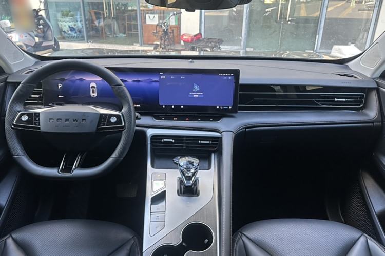 Used Roewe RX5 2023 1.5T Prestige Sliding-Screen Version Interior 1