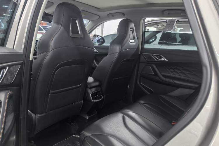 Used Roewe RX5 2023 1.5T Luxury Sliding-Screen Version Interior 3