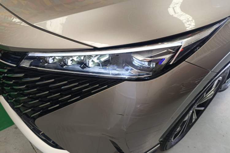 Used Roewe RX5 2023 1.5T Luxury Sliding-Screen Version Left Front Headlight