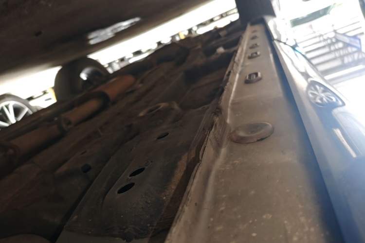 Used Roewe RX5 2023 1.5T Elite Edition Left Side Sill