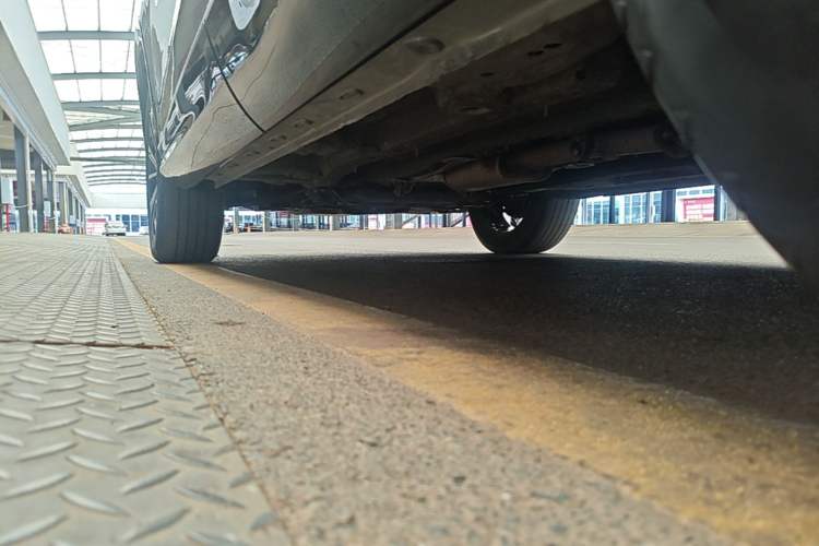 Used Roewe RX5 2023 1.5T Luxury Sliding-Screen Version Left Side Sill