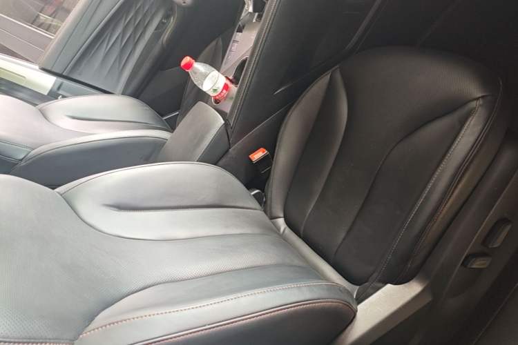 Used Roewe RX5 2023 1.5T Elite Edition Right Front Seat