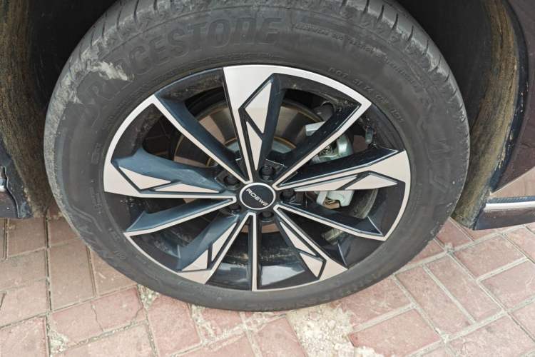 Used Roewe RX5 2023 1.5T Elite Edition Right Front Wheel Hub