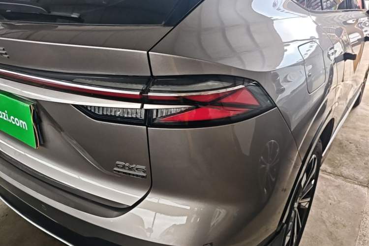 Used Roewe RX5 2023 1.5T Elite Edition Right Rear Taillight