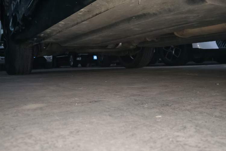 Used Roewe RX5 2023 1.5T Prestige Sliding-Screen Version Right Side Sill