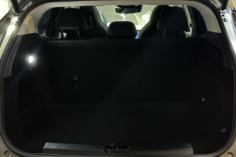 Used Roewe RX5 2023 1.5T Prestige Sliding-Screen Version Trunk