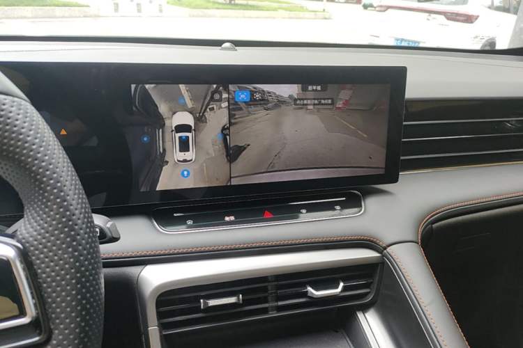 Used Roewe RX5 2023 1.5T Elite Edition Audio And AC Panel