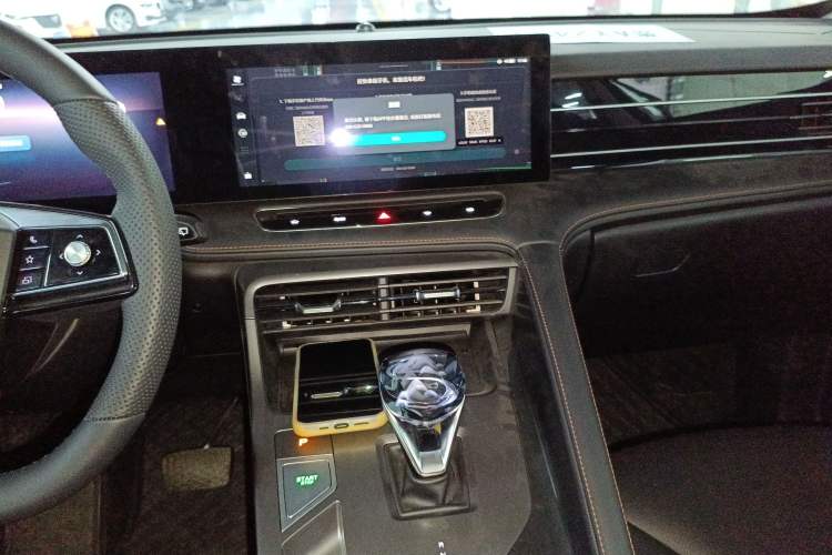 Used Roewe RX5 2023 1.5T Elite Edition Audio And AC Panel