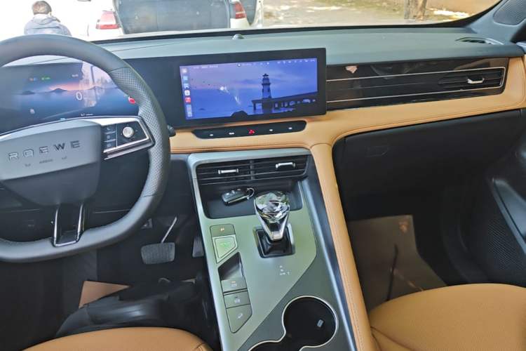 Used Roewe RX5 2023 1.5T Elite Edition Audio And AC Panel