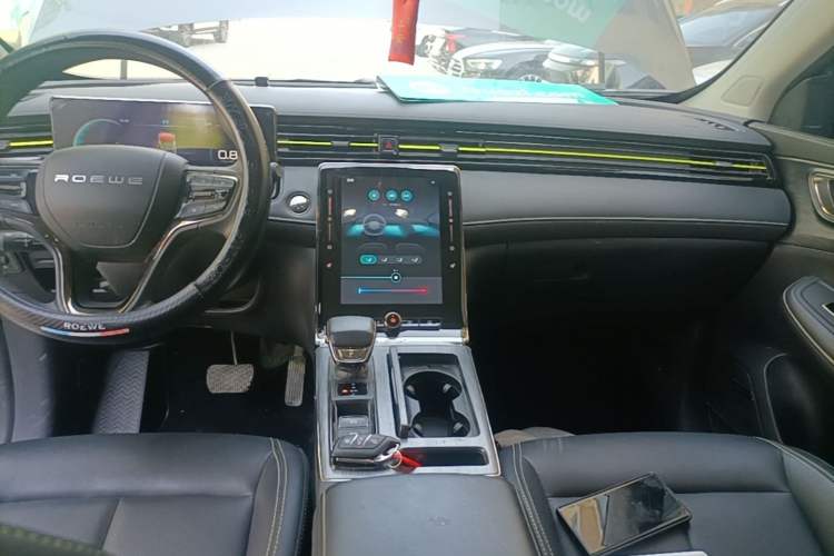 Used Roewe RX5 2023 PLUS 330TGI Automatic Trendsetting Smart Edition Audio And AC Panel