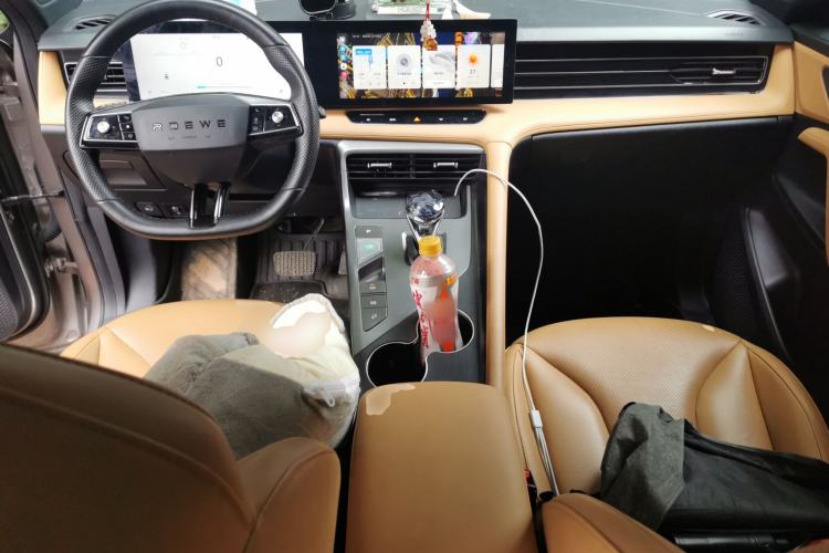 Used Roewe RX5 2023 1.5T Elite Edition Center Console