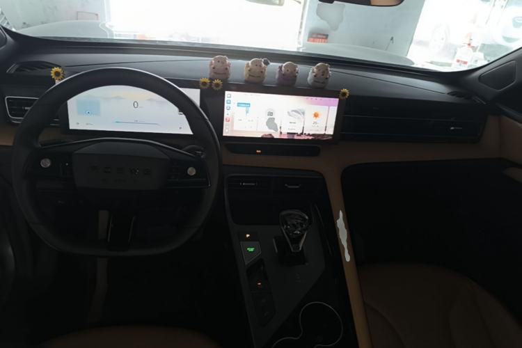 Used Roewe RX5 2023 1.5T Comfort Edition Center Console