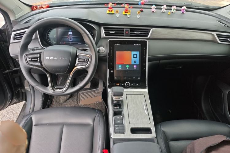 Used Roewe RX5 2023 PLUS 330TGI Automatic Trendsetting Smart Edition Center Console