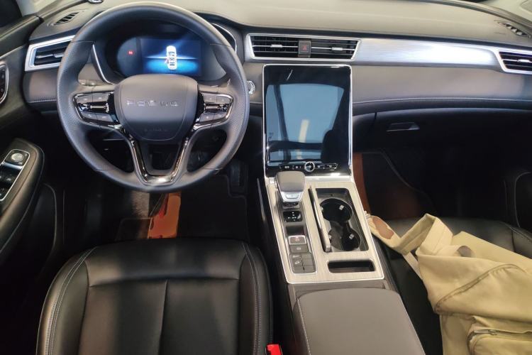 Used Roewe RX5 2023 PLUS 330TGI Automatic Trendsetting Smart Edition Center Console