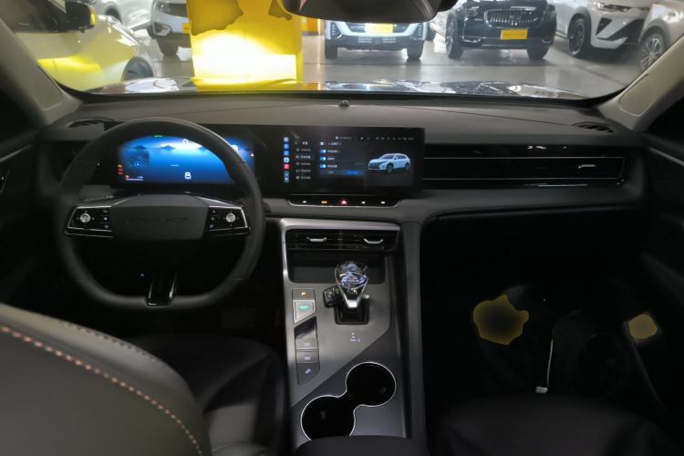 Used Roewe RX5 2023 1.5T Elite Edition Center Console