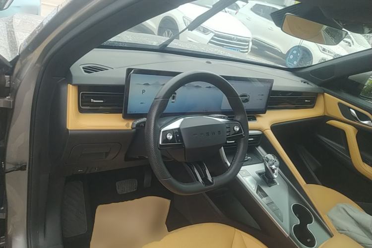 Used Roewe RX5 2023 1.5T Luxury Sliding-Screen Version Center Console