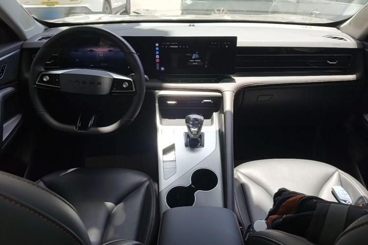 Used Roewe RX5 2023 1.5T Elite Edition Center Console