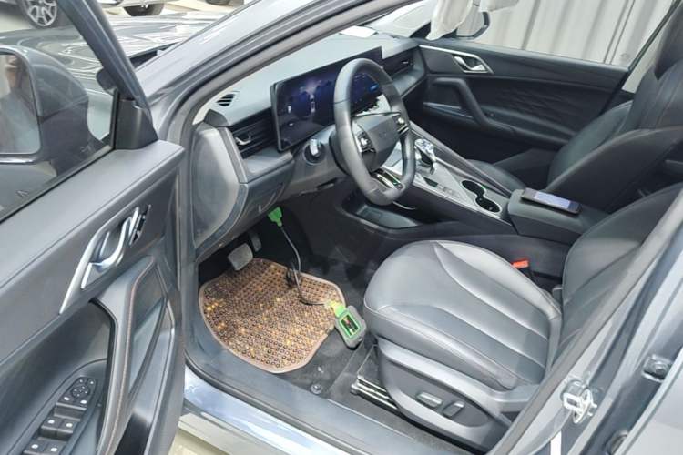 Used Roewe RX5 2023 1.5T Prestige Sliding-Screen Version Driver Seat