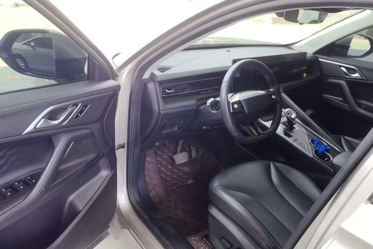 Used Roewe RX5 2023 1.5T Prestige Sliding-Screen Version Driver Seat