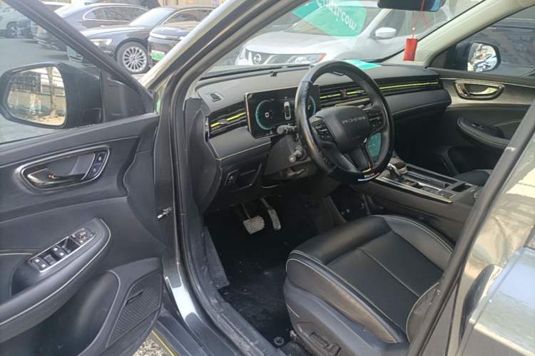 Used Roewe RX5 2023 PLUS 330TGI Automatic Trendsetting Smart Edition Driver Seat