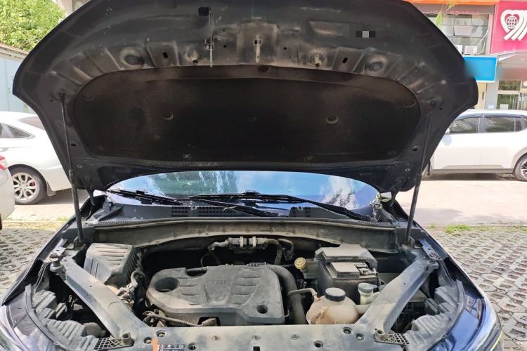 Used Roewe RX5 2023 PLUS 330TGI Automatic Trendsetting Smart Edition Engine Bay
