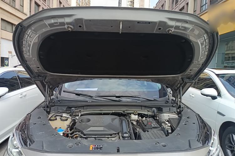 Used Roewe RX5 2023 1.5T Elite Edition Engine Bay