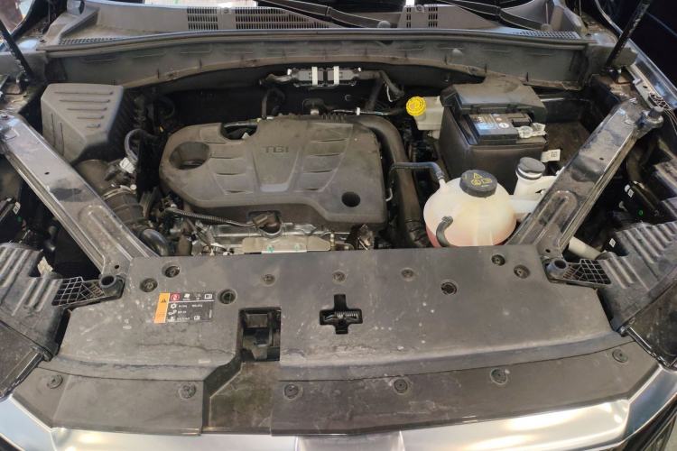Used Roewe RX5 2023 PLUS 330TGI Automatic Trendsetting Smart Edition Engine Bay