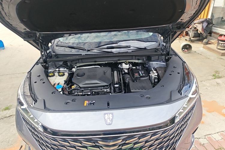 Used Roewe RX5 2023 1.5T Luxury Sliding-Screen Version Engine Bay