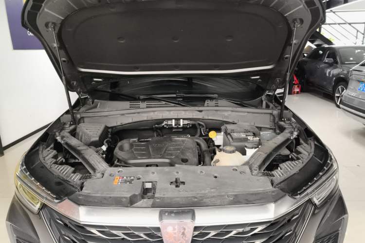 Used Roewe RX5 2023 PLUS 330TGI Automatic Trendsetting Smart Edition Engine Bay