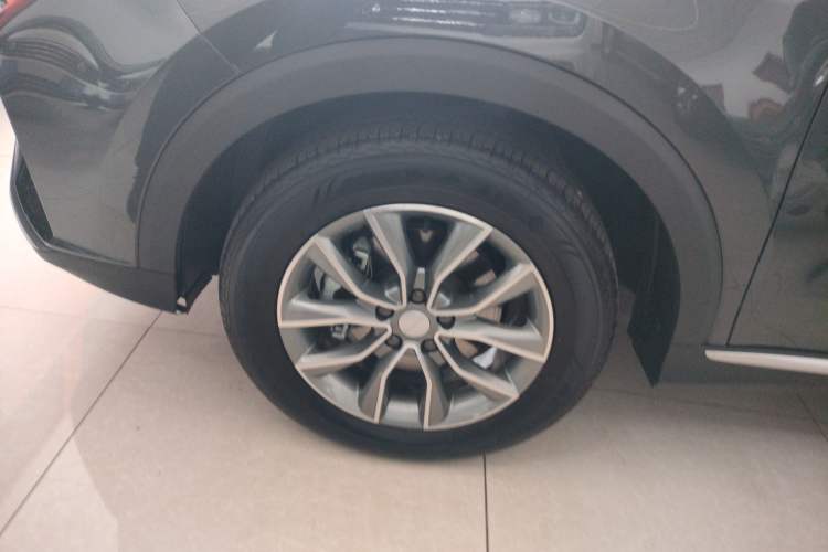Used Roewe RX5 2023 PLUS 330TGI Automatic Trendsetting Smart Edition Exterior 4