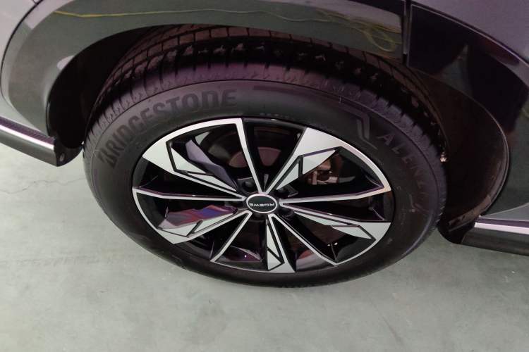 Used Roewe RX5 2023 1.5T Prestige Sliding-Screen Version Exterior 5