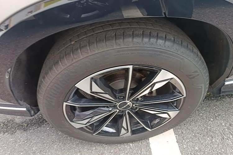 Used Roewe RX5 2023 1.5T Elite Edition Exterior 5