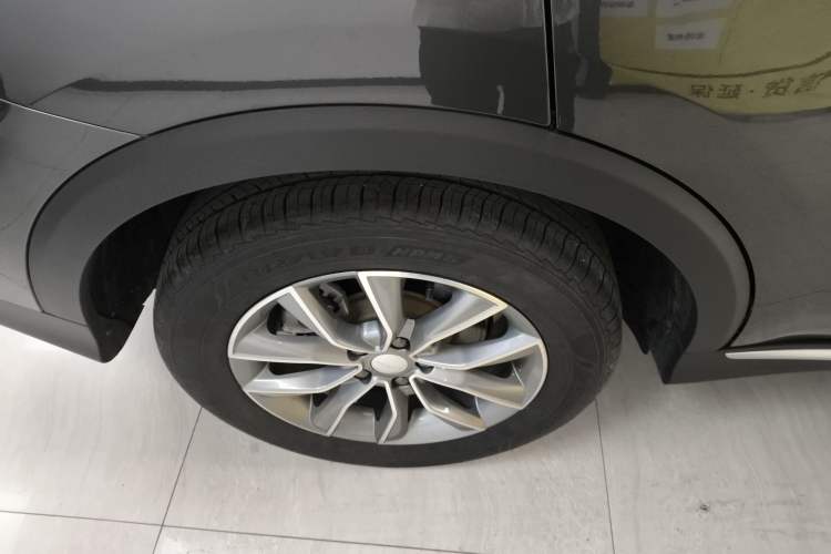 Used Roewe RX5 2023 PLUS 330TGI Automatic Trendsetting Smart Edition Exterior 5