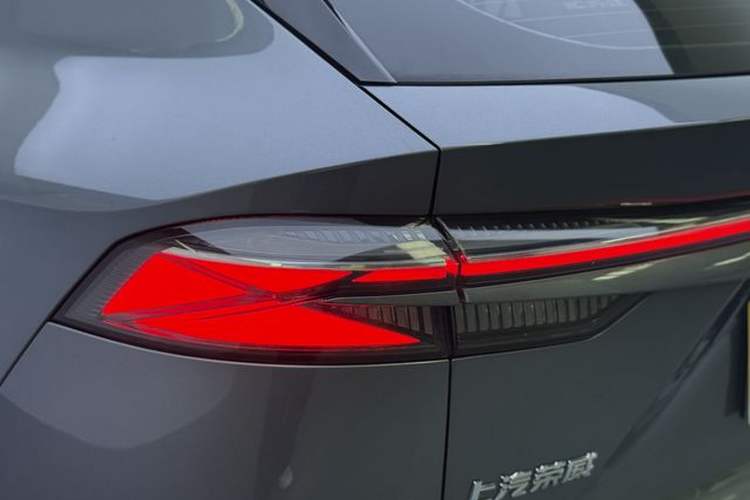Used Roewe RX5 2023 1.5T Prestige Sliding-Screen Version Exterior 9