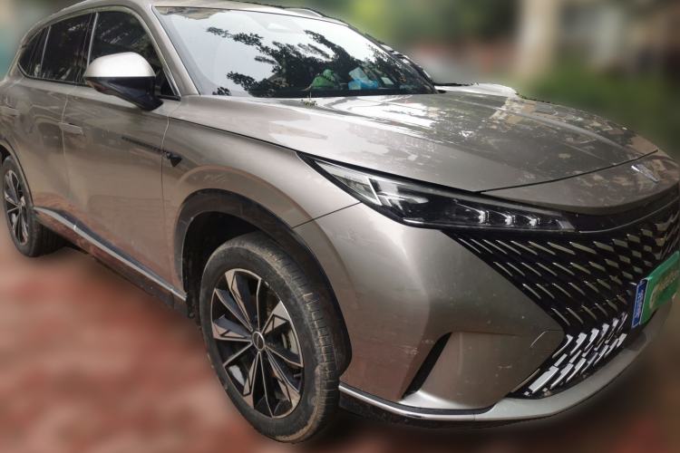 Used Roewe RX5 2023 1.5T Elite Edition Front Right 45 Deg