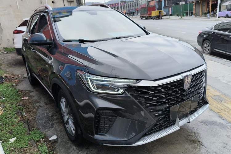 Used Roewe RX5 2023 PLUS 330TGI Automatic Trendsetting Smart Edition Front Right 45 Deg