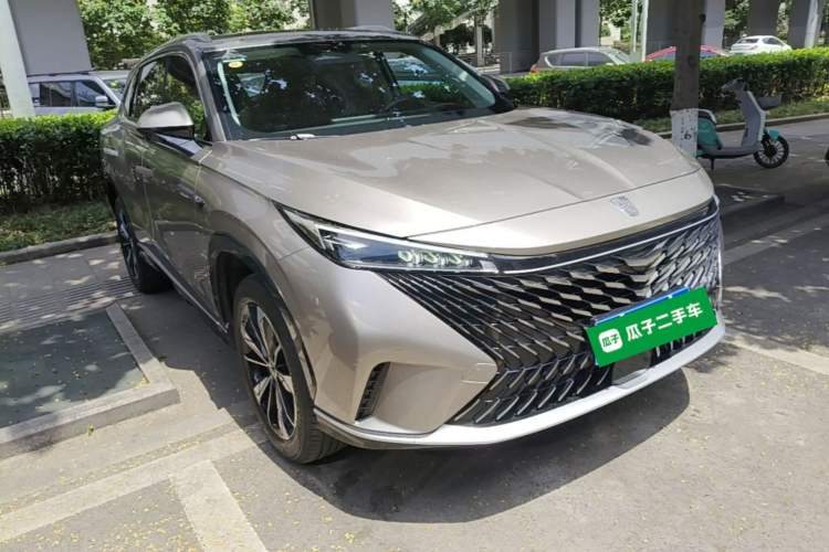 Used Roewe RX5 2023 1.5T Elite Edition Front Right 45 Deg