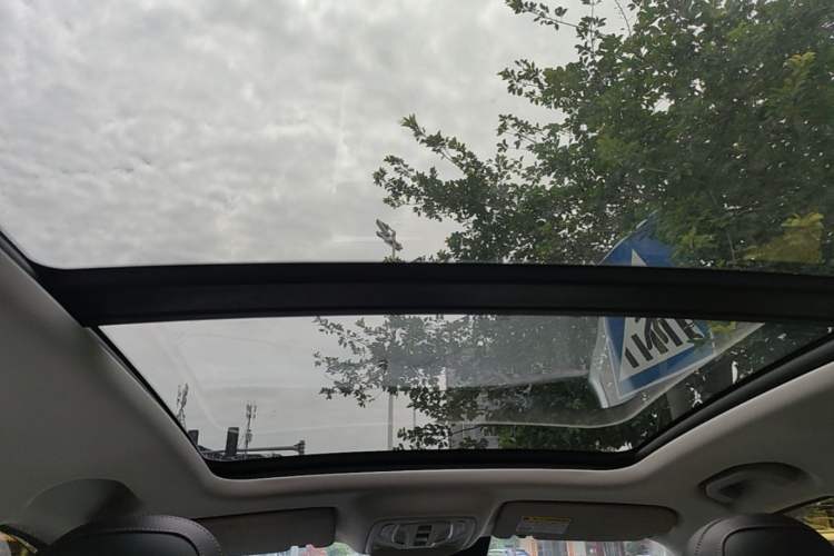 Used Roewe RX5 2023 1.5T Elite Edition Headliner