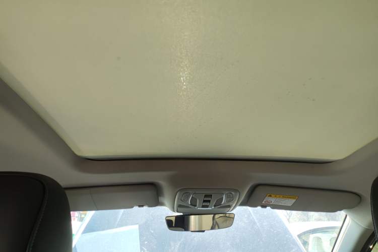 Used Roewe RX5 2023 PLUS 330TGI Automatic Trendsetting Smart Edition Headliner