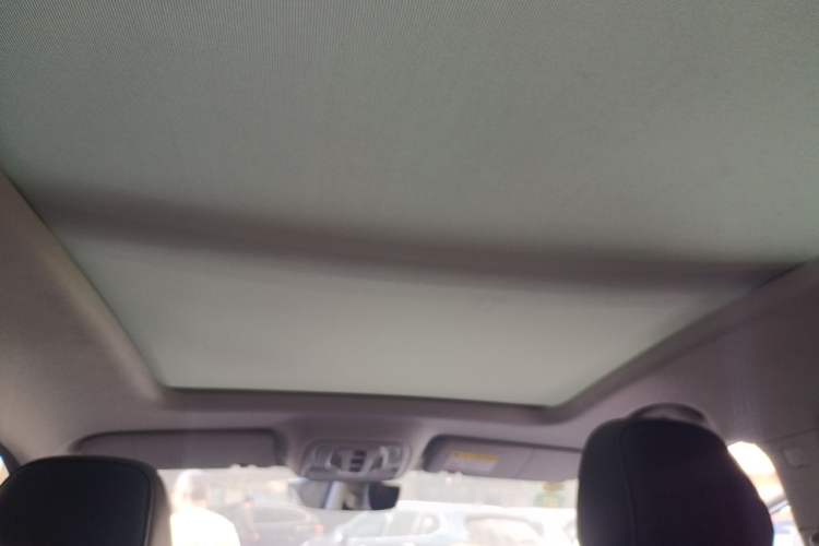 Used Roewe RX5 2023 PLUS 330TGI Automatic Trendsetting Smart Edition Headliner