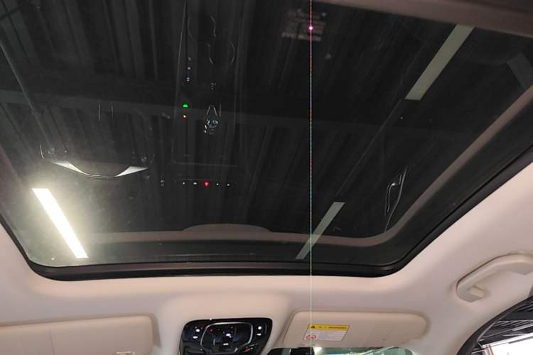 Used Roewe RX5 2023 1.5T Prestige Sliding-Screen Version Headliner