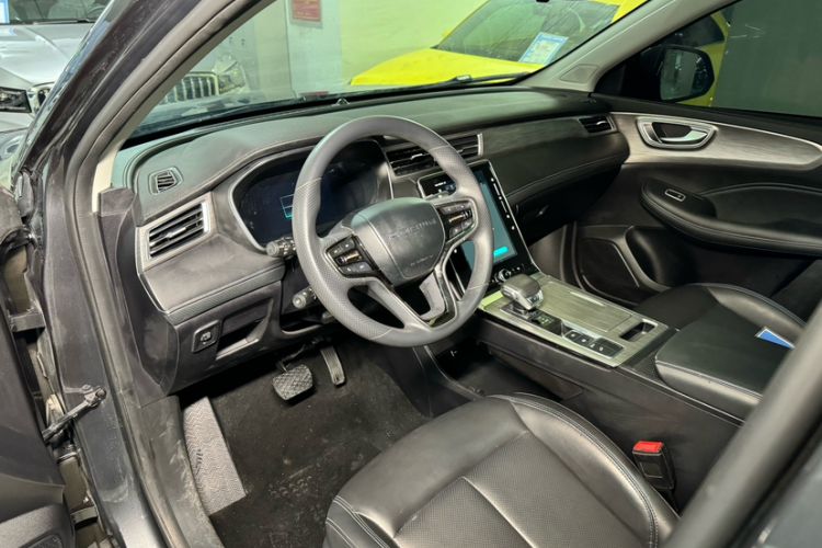 Used Roewe RX5 2023 PLUS 330TGI Automatic Trendsetting Smart Edition Interior 1