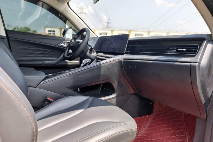 Used Roewe RX5 2023 1.5T Comfort Edition Interior 2