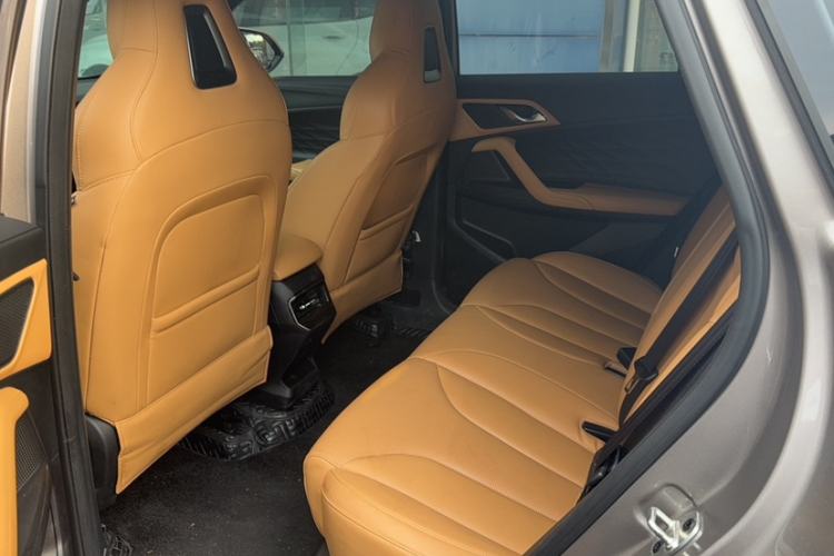 Used Roewe RX5 2023 1.5T Elite Edition Interior 3