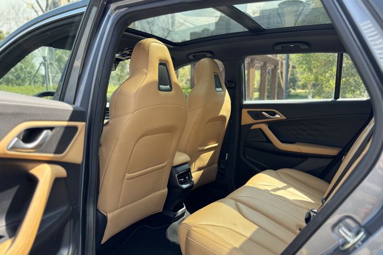 Used Roewe RX5 2023 1.5T Luxury Sliding-Screen Version Interior 4