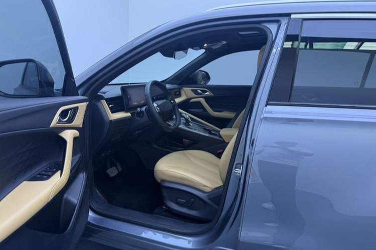 Used Roewe RX5 2023 1.5T Prestige Sliding-Screen Version Interior 5