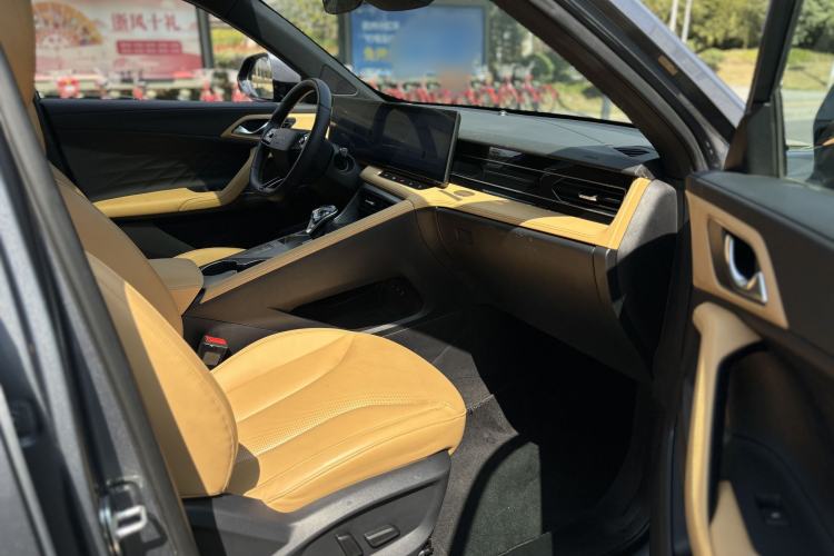 Used Roewe RX5 2023 1.5T Luxury Sliding-Screen Version Interior 7