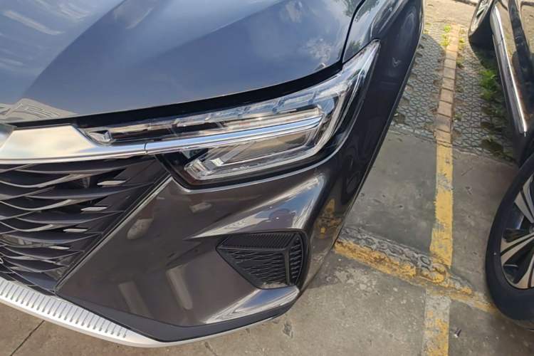 Used Roewe RX5 2023 PLUS 330TGI Automatic Trendsetting Smart Edition Left Front Headlight