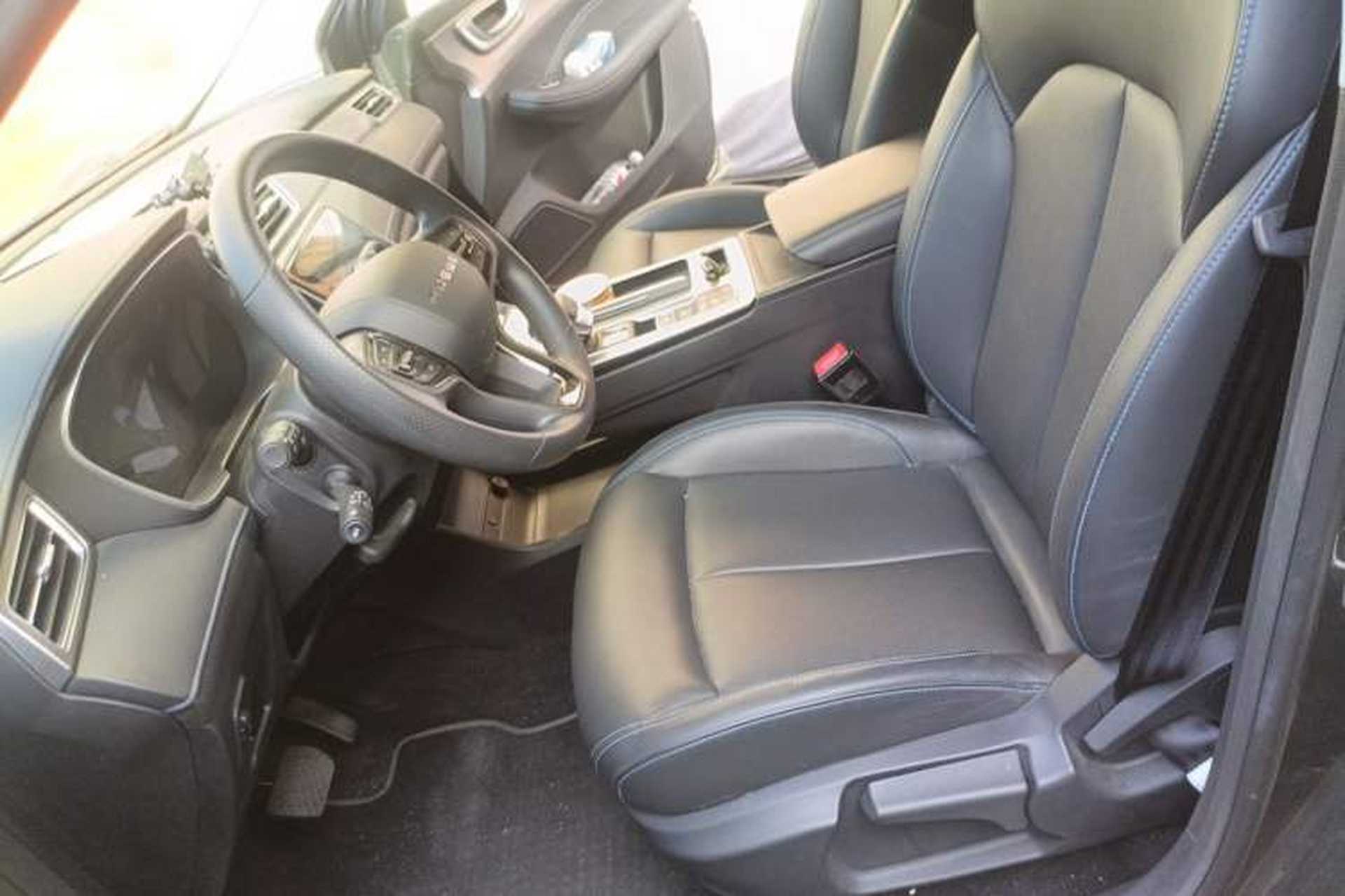Used Roewe RX5 2023 PLUS 330TGI Automatic Trendsetting Smart Edition Left Front Seat
